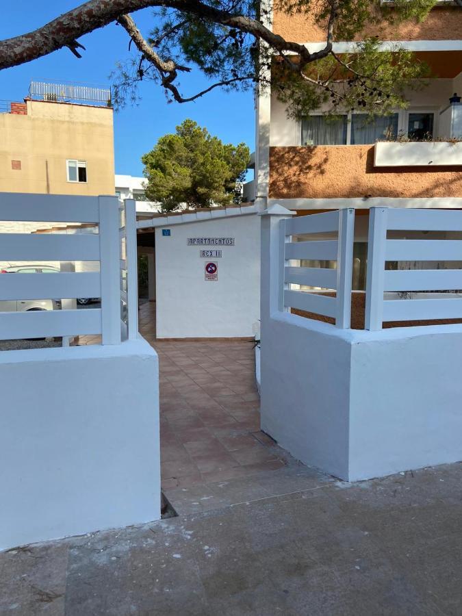 Edificio Rexii Apartment Es Pujols Exterior photo
